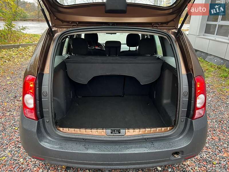 Внедорожник / Кроссовер Dacia Duster 2011 в Чернигове