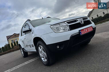 Внедорожник / Кроссовер Dacia Duster 2011 в Владимире