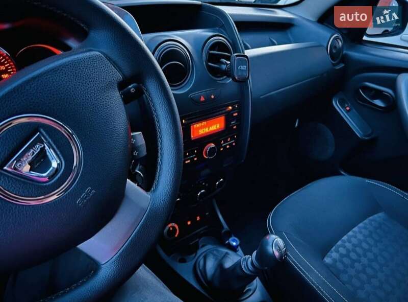 Позашляховик / Кросовер Dacia Duster 2016 в Сумах