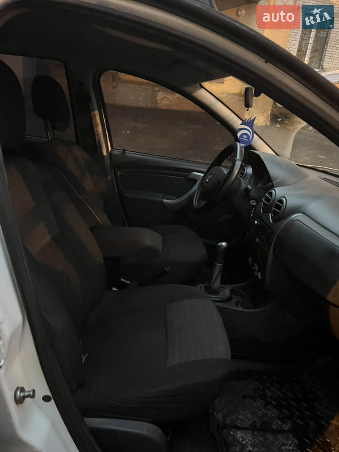 2012 Dacia Duster - мініатюра 13