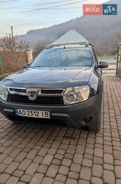 Внедорожник / Кроссовер Dacia Duster 2012 в Сваляве