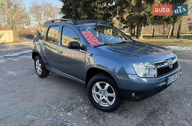 Позашляховик / Кросовер Dacia Duster 2010 в Умані