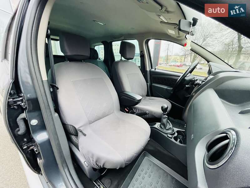 Внедорожник / Кроссовер Dacia Duster 2014 в Киеве