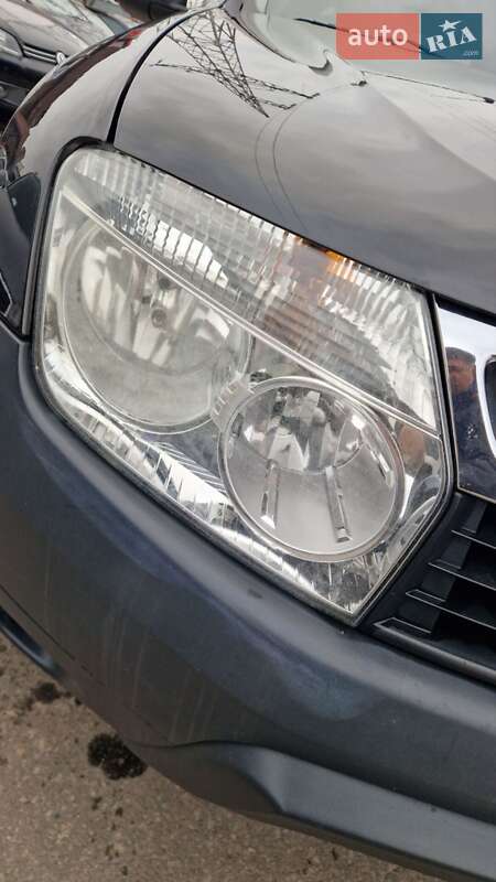 Позашляховик / Кросовер Dacia Duster 2010 в Миколаєві