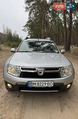 Позашляховик / Кросовер Dacia Duster 2010 в Охтирці