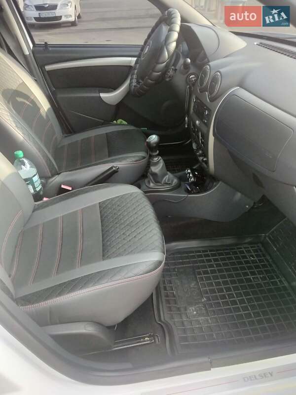 Внедорожник / Кроссовер Dacia Duster 2012 в Кривом Роге фото 4 Внедорожник / Кроссовер Dacia Duster 2012 в Кривом Роге