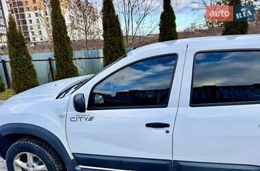 Внедорожник / Кроссовер Dacia Duster 2011 в 