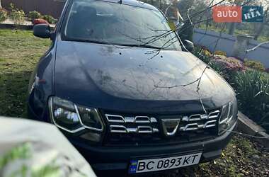 Позашляховик / Кросовер Dacia Duster 2014 в Жовкві