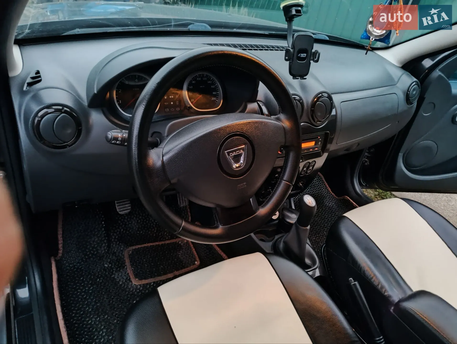 2011 Dacia Duster - мініатюра 13