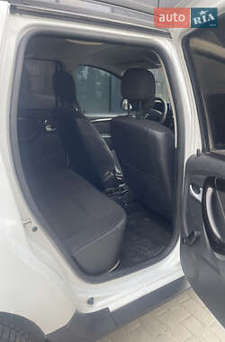 Внедорожник / Кроссовер Dacia Duster 2010 в 