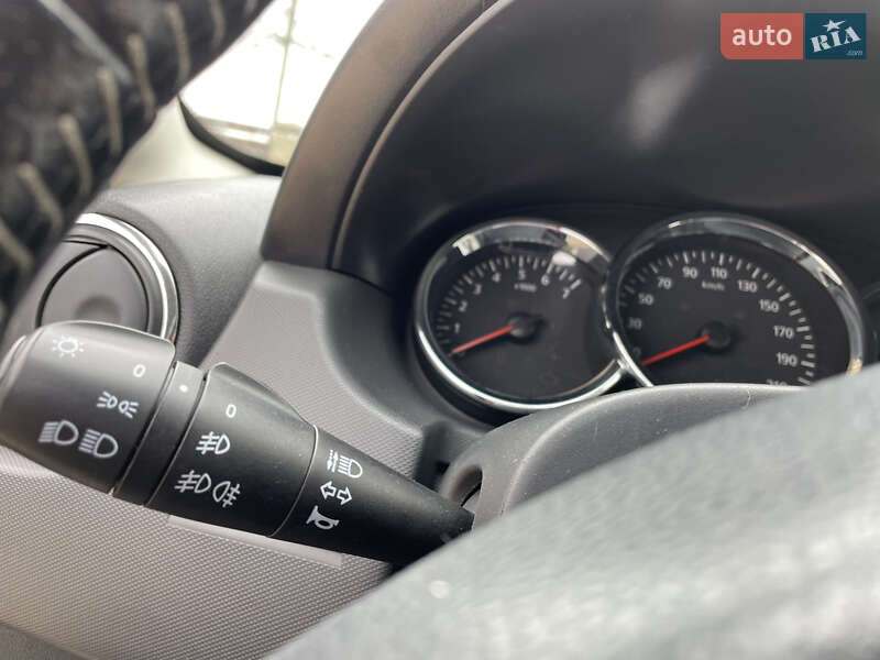 Внедорожник / Кроссовер Dacia Duster 2015 в Делятине