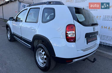 Внедорожник / Кроссовер Dacia Duster 2014 в 