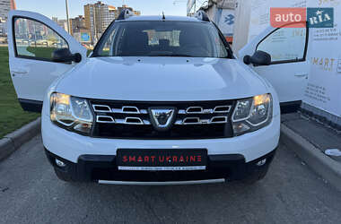 Внедорожник / Кроссовер Dacia Duster 2014 в 