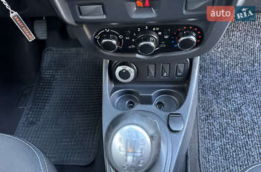 Внедорожник / Кроссовер Dacia Duster 2014 в 