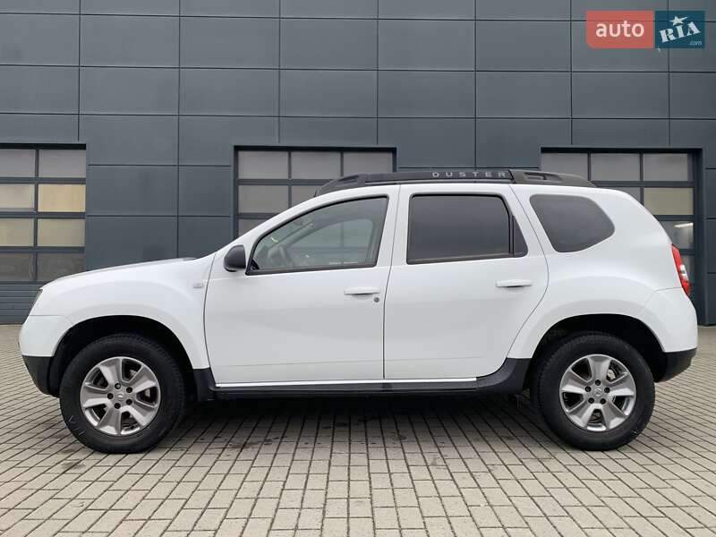 Позашляховик / Кросовер Dacia Duster 2016 в Львові