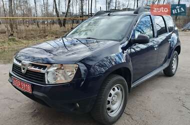Позашляховик / Кросовер Dacia Duster 2012 в 