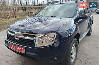 Позашляховик / Кросовер Dacia Duster 2012 в 