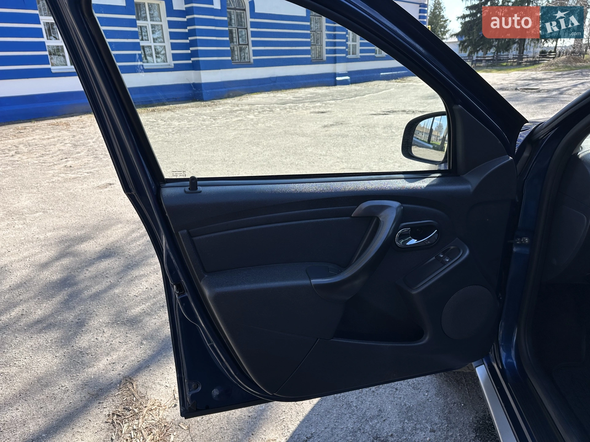 2015 Dacia Duster - мініатюра 16