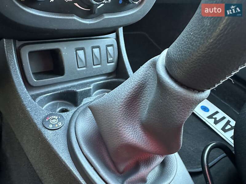 Внедорожник / Кроссовер Dacia Duster 2015 в Лебедине фото 31 Внедорожник / Кроссовер Dacia Duster 2015 в Лебедине