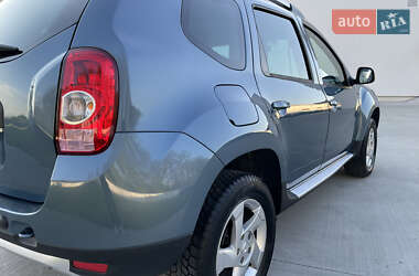 Внедорожник / Кроссовер Dacia Duster 2012 в 
