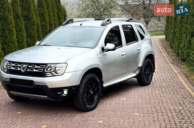 Позашляховик / Кросовер Dacia Duster 2014 в 