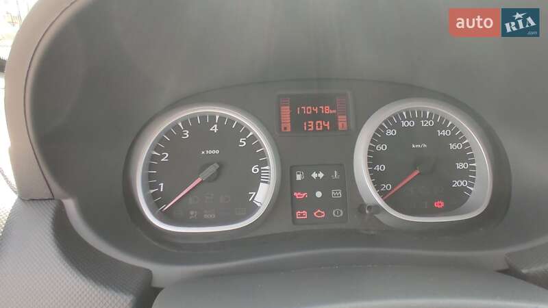 Позашляховик / Кросовер Dacia Duster 2010 в Рівному