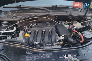 Позашляховик / Кросовер Dacia Duster 2011 в 