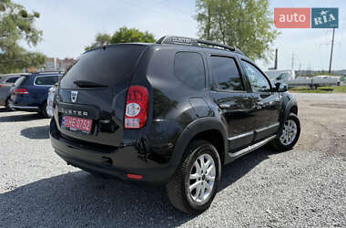 Позашляховик / Кросовер Dacia Duster 2012 в 