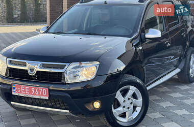 Позашляховик / Кросовер Dacia Duster 2013 в Стрию