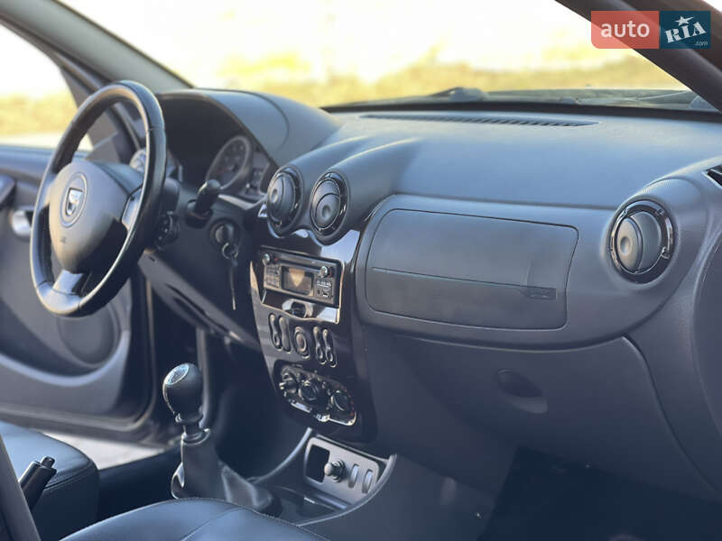 Внедорожник / Кроссовер Dacia Duster 2013 в Стрые