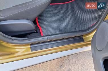 Внедорожник / Кроссовер Dacia Duster 2017 в 