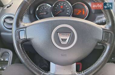 Внедорожник / Кроссовер Dacia Duster 2017 в 