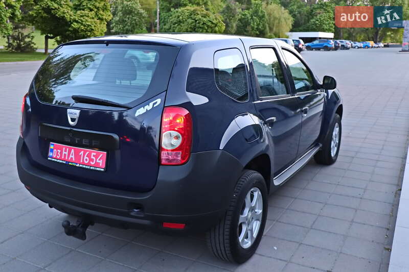 Позашляховик / Кросовер Dacia Duster 2011 в Кременчуці