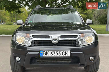 Внедорожник / Кроссовер Dacia Duster 2010 в 