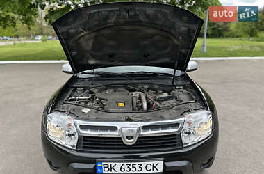 Внедорожник / Кроссовер Dacia Duster 2010 в 