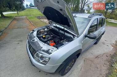 Внедорожник / Кроссовер Dacia Duster 2014 в 