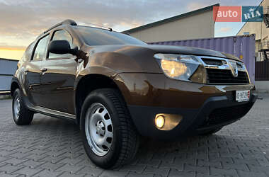 Внедорожник / Кроссовер Dacia Duster 2011 в 