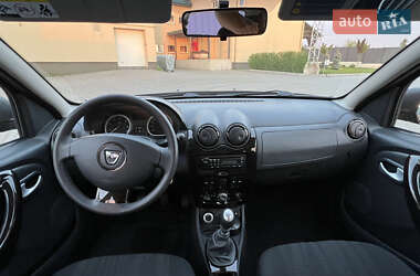 Внедорожник / Кроссовер Dacia Duster 2011 в 