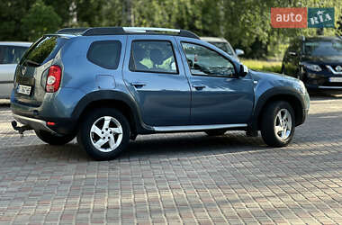 Позашляховик / Кросовер Dacia Duster 2011 в 