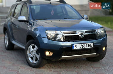 Позашляховик / Кросовер Dacia Duster 2011 в 