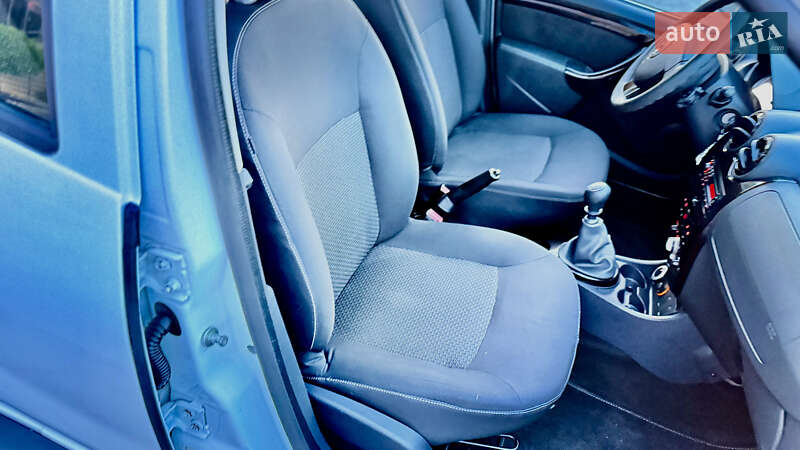 Позашляховик / Кросовер Dacia Duster 2012 в Шепетівці