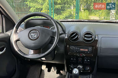 Внедорожник / Кроссовер Dacia Duster 2011 в 