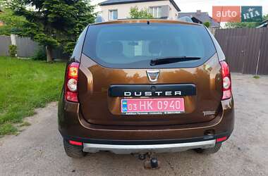 Внедорожник / Кроссовер Dacia Duster 2012 в 