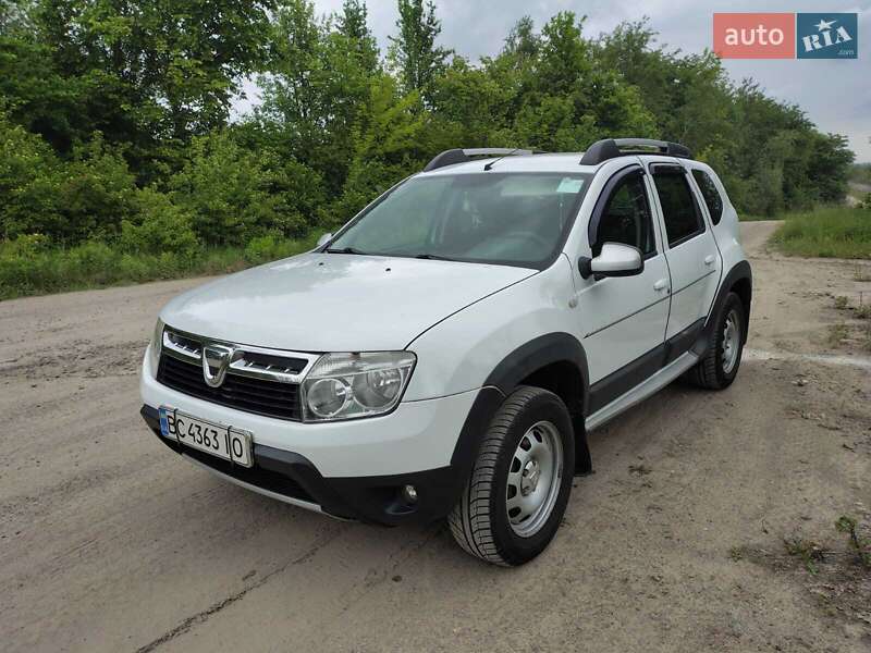 Позашляховик / Кросовер Dacia Duster 2012 в Львові