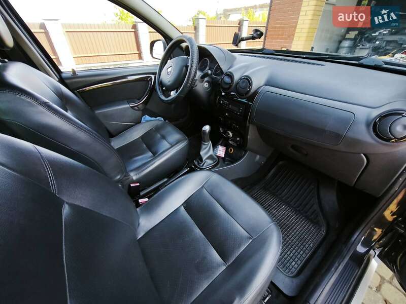 Позашляховик / Кросовер Dacia Duster 2010 в Тернополі