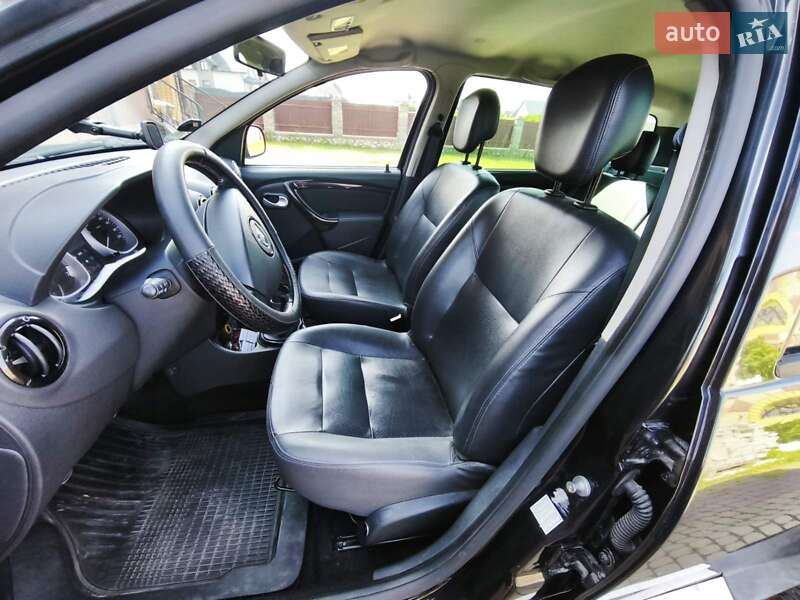 Позашляховик / Кросовер Dacia Duster 2010 в Тернополі