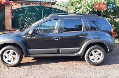 Позашляховик / Кросовер Dacia Duster 2013 в Чернігові