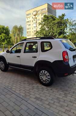 Внедорожник / Кроссовер Dacia Duster 2011 в 
