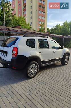 Внедорожник / Кроссовер Dacia Duster 2011 в 