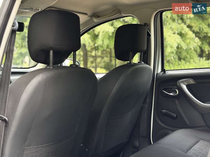 Позашляховик / Кросовер Dacia Duster 2014 в Миргороді